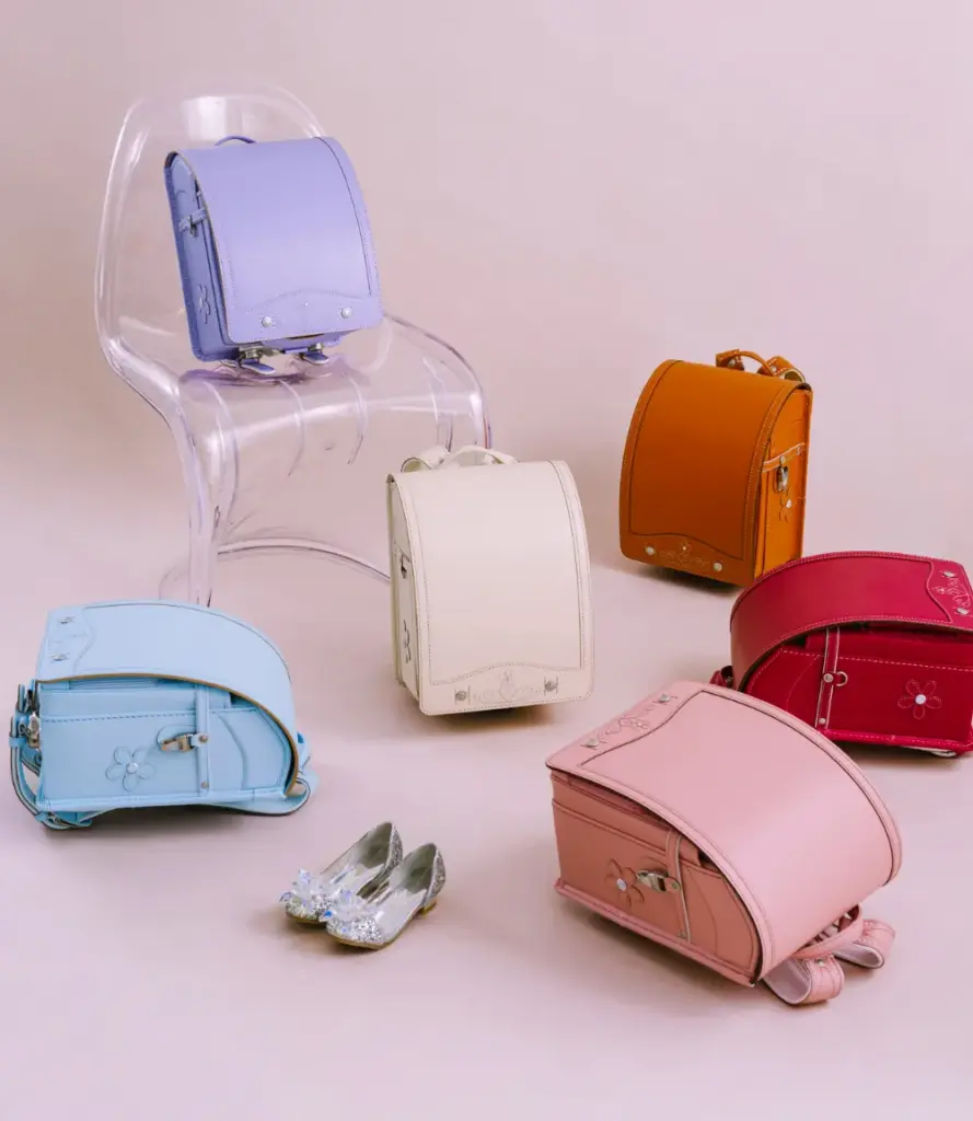 【鞄工房山本のランドセルのラインナップ】プリンセス・ラフィーネ｜女の子に一番人気のランドセル！お姫さまの夢を、背中に（牛革）