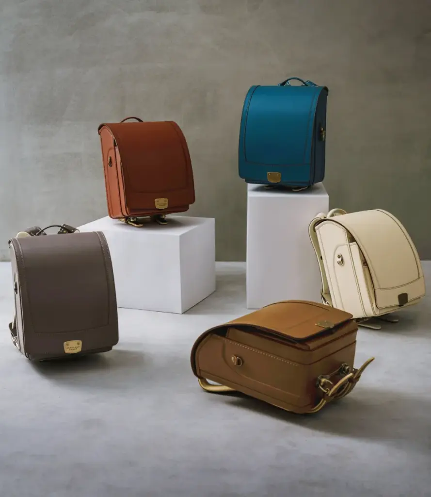 【鞄工房山本のランドセルのラインナップ】香久山｜洗練されたフォルム（牛革）